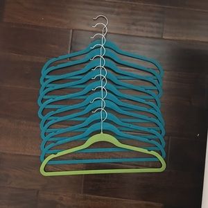 10 Blue and Green Non-Slip Hangers